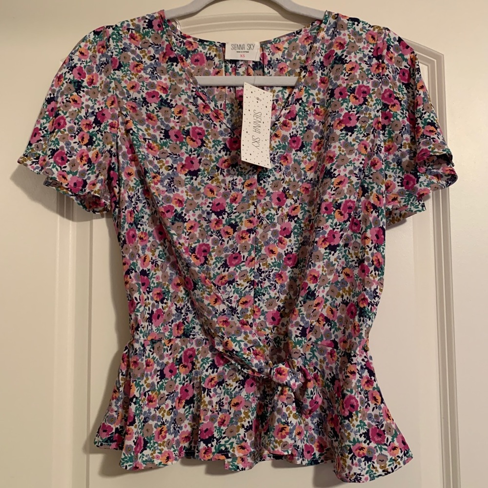 NWT Floral Blouse